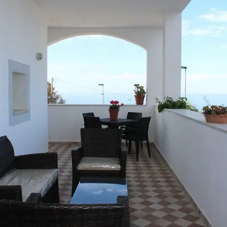 Greta Apartment